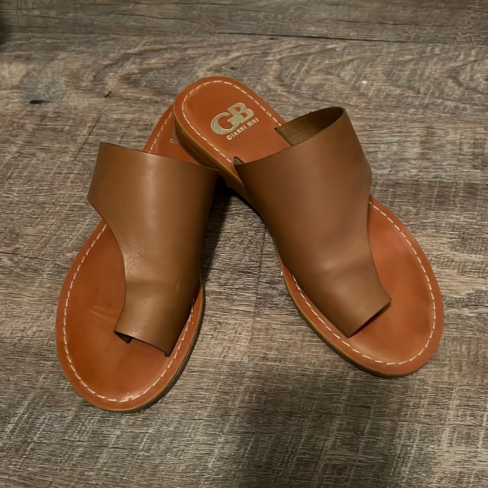 Gianni Bini Brown Sandals